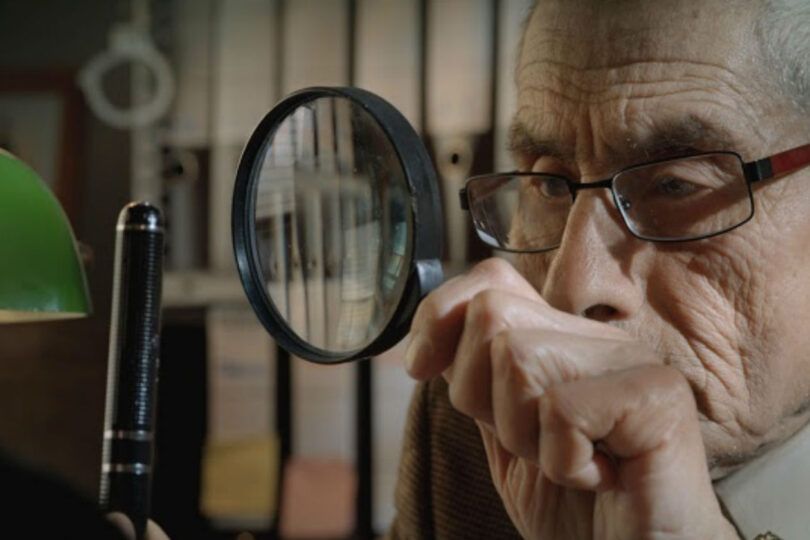 El Agente Topo, la conmovedora película chilena que mezcla cine negro con documental